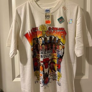 1993 Chicago Bulls NBA Champion Comic T Shirt